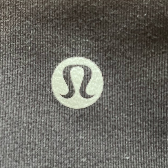Lululemon leggings - Picture 3 of 4